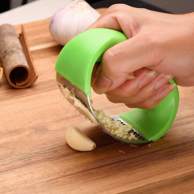 Handheld Stainless Steel Garlic Mincer