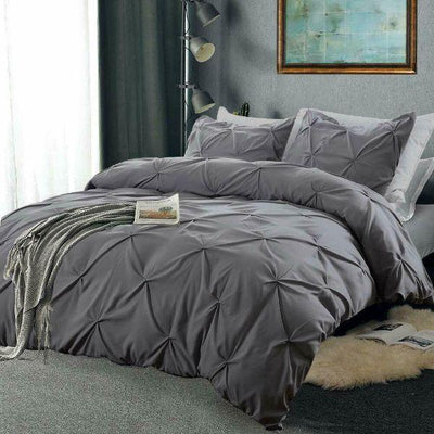 Laura's Lace 3 Piece Pintuck Pinch Pleated Duvet Cover - Zipper Closure